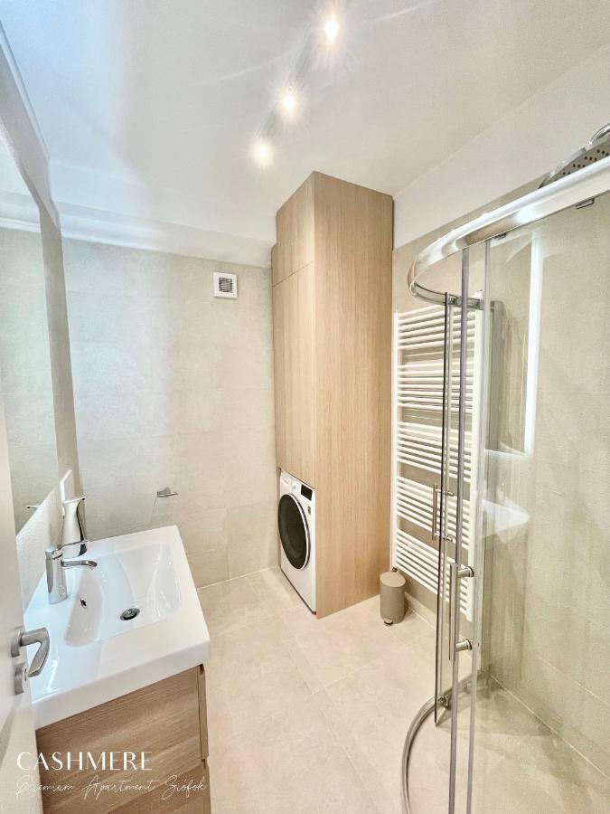 Cashmere Premium Apartment Siófok Esterno foto